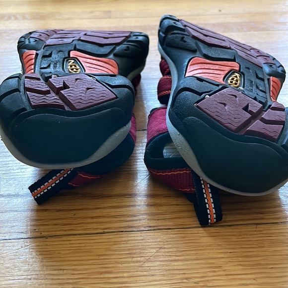 Keen Waterproof Newport Sandals - 8.5 - Picture 5 of 8
